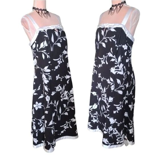 Y2K Black White Floral Whimsigoth Multi Way Rockabily Mini Dress Plussize 24W - Picture 16 of 17